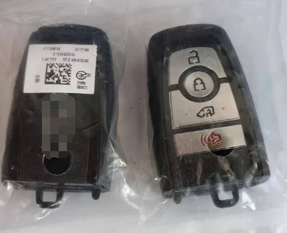 315MHz 3 + 1 Düğme 49 Çip 164-R8234 M3N-A2C931423 Akıllı Anahtar 2019 Ford Transit Connect